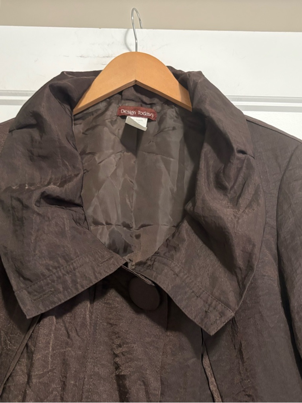 DESIGN TODAY'S Brown Taffeta Semi-Fitted Knee Length Jacket Small - Picture 8 of 12